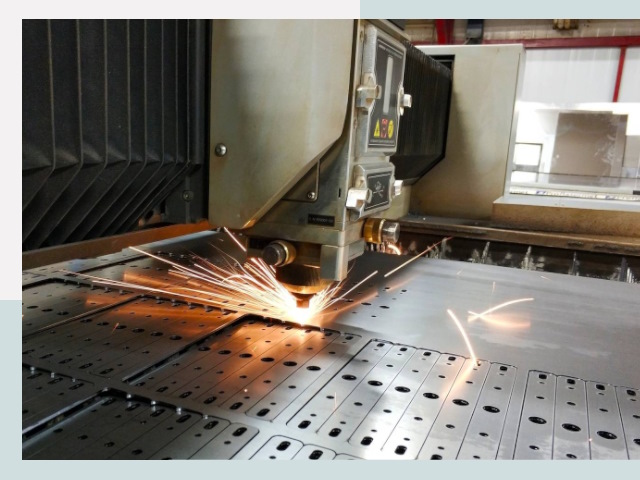 Лазерная резка металла в Череповце от 613 руб.