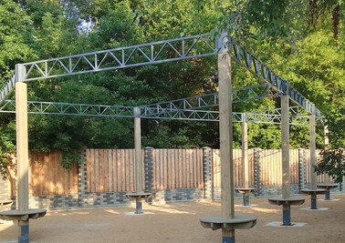 Терраса из металлоконструкций под ключ, проектирование, изготовление и монтаж от СтальСтрой-Чрп